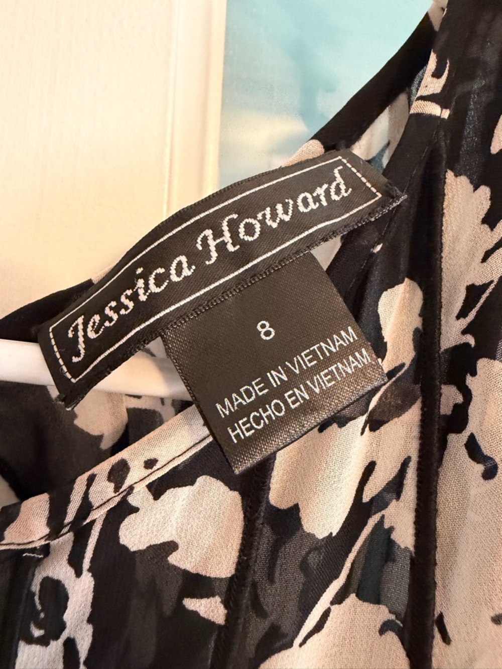 Jessica Howard Black and White Floral Pleated Midi Dress with Sash - Picture 6 of 6